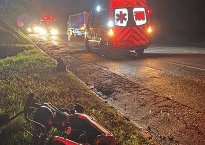 Ocorr&ecirc;ncia envolveu uma scooter el&eacute;trica e um pedestre no acostamento da rodovia