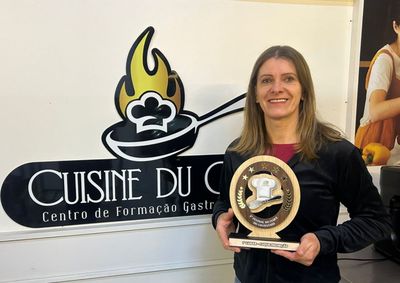 Luciana apostou em uma cria&ccedil;&atilde;o pr&oacute;pria e surpreendeu os jurados do2&ordm;  Festival da Cuca do Contestado