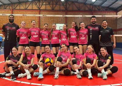 Ap&oacute;s vit&oacute;rias na fase de grupos e nas quartas de final, Canoinhas encerrou a participa&ccedil;&atilde;o entre as quatro melhores equipes