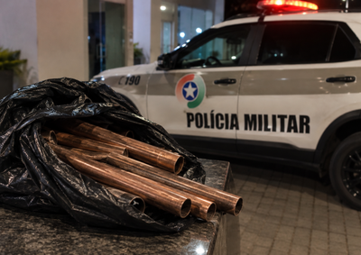 Ocorr&ecirc;ncia come&ccedil;ou ap&oacute;s vigilante identificar a a&ccedil;&atilde;o pelas c&acirc;meras de um condom&iacute;nio e repassar as informa&ccedil;&otilde;es aos policiais