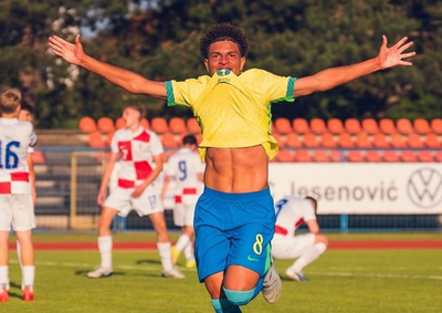 Jogador das categorias de base do S&atilde;o Paulo Futebol Clube marcou nos acr&eacute;scimos e decidiu a estreia da Sele&ccedil;&atilde;o Brasileira Sub-15 no torneio internacional
