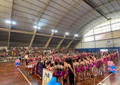 Evento re&uacute;ne atletas da modalidade e arrecadar&aacute; leite para entidade beneficente do munic&iacute;pio