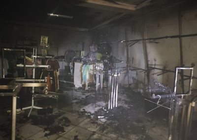Defesa Civil controlou as chamas na madrugada desta ter&ccedil;a-feira (23); suspeita inicial &eacute; de curto-circuito