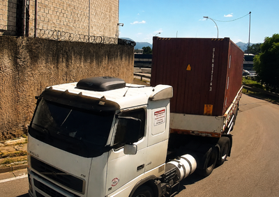 Opera&ccedil;&atilde;o mobilizou for&ccedil;as de seguran&ccedil;a em sete cidades paulistas e apreendeu celulares e outros materiais que refor&ccedil;am as investiga&ccedil;&otilde;es