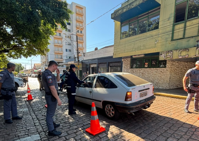 A&ccedil;&atilde;o conjunta da Pol&iacute;cia Militar e DETRAN-SP resulta em 567 testes de alcoolemia e 15 autua&ccedil;&otilde;es de tr&acirc;nsito
