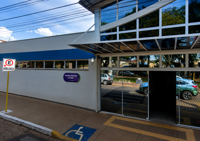 Hospital informou atraso nos sal&aacute;rios por aguardar recursos municipais; Prefeitura afirma que pagamentos seguem cronograma regular