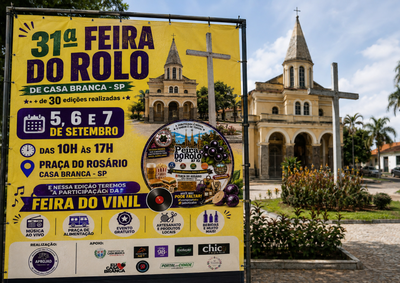 Programa&ccedil;&atilde;o gratuita acontece das 10h &agrave;s 17h na Pra&ccedil;a do Ros&aacute;rio e ter&aacute; participa&ccedil;&atilde;o especial da Feira do Vinil