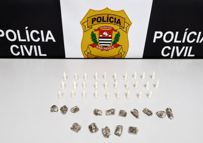 Duas pessoas fugiram quando a equipe se aproximou. O material estava escondido numa vegeta&ccedil;&atilde;o indicada pelo suspeito