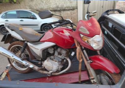 Um morador flagrou a motocicleta que estava desaparecida desde 16 de junho