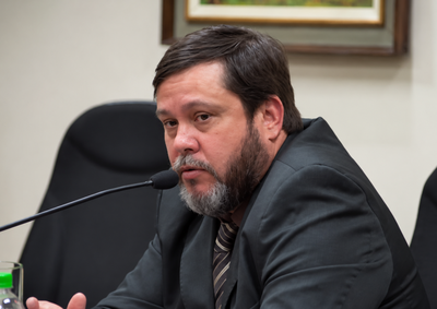 Neste Dia da Independ&ecirc;ncia, reflito sobre a responsabilidade de quem ocupa um cargo institucional e o respeito a quem pensa diferente