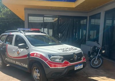 Ve&iacute;culo era conduzido por adolescente no Centro da cidade