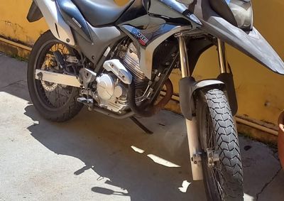 HONDA XRE