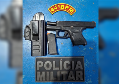 O armamento havia ca&iacute;do, no momento em que o propriet&aacute;rio trafegava pela avenida Jos&eacute; Silva, com um grupo de motoqueiros