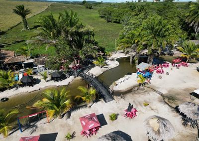 Com f&aacute;cil acesso, banho de rio e gastronomia elogiada, o Balne&aacute;rio Rio do Meio se destaca entre os principais pontos de lazer de Conde