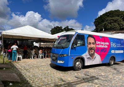 Evento est&aacute; reunindo moradores de diferentes regi&otilde;es do munic&iacute;pio em busca de consultas e exames 
