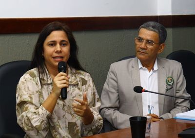 Representantes de &oacute;rg&atilde;os p&uacute;blicos discutiram desafios e propostas para tornar a gest&atilde;o dos res&iacute;duos mais eficiente e sustent&aacute;vel