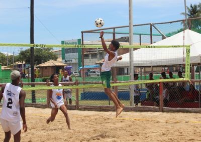 Programa&ccedil;&atilde;o inclui futsal feminino, futev&ocirc;lei, v&ocirc;lei misto e passeio cicl&iacute;stico; inscri&ccedil;&otilde;es seguem at&eacute; 24 de julho