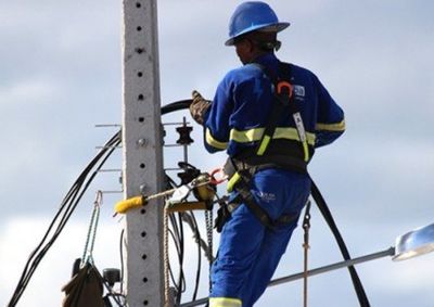 Liga&ccedil;&atilde;o clandestina de energia foi identificada como a causa do problema, segundo a concession&aacute;ria