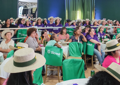 Evento reuniu lideran&ccedil;as, homenageou empreendedoras e promoveu debates inspiradores