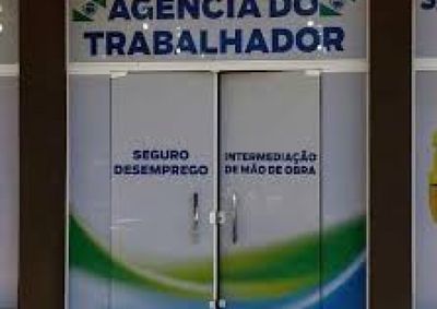 Oportunidades s&atilde;o para auxiliar de produ&ccedil;&atilde;o e vendedor de plano funer&aacute;rio; curr&iacute;culos j&aacute; podem ser enviados ou entregues presencialmente.