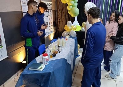 Evento no Col&eacute;gio Almirante Tamandar&eacute; destaca criatividade, ci&ecirc;ncia, tecnologia e protagonismo estudantil.