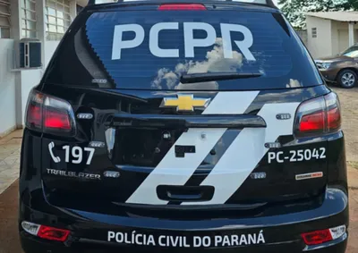 Homem foi preso por d&iacute;vida de pens&atilde;o aliment&iacute;cia e mulher &eacute; investigada por tr&aacute;fico de drogas e associa&ccedil;&atilde;o para o tr&aacute;fico.