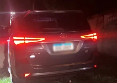 Cerco integrado das for&ccedil;as de seguran&ccedil;a permitiu localizar o ve&iacute;culo ap&oacute;s alerta emitido pelo sistema policial.