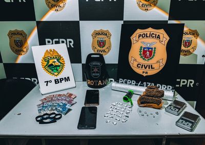Pol&iacute;cia Civil e ROTAM apreenderam maconha, coca&iacute;na, crack, dinheiro e balan&ccedil;as de precis&atilde;o durante opera&ccedil;&atilde;o nesta ter&ccedil;a-feira (18).
