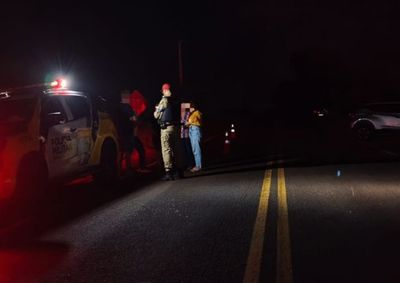Acidente aconteceu em P&eacute;rola durante a chuva; v&iacute;timas estavam em um Santana e foram encaminhadas ao Hospital Municipal.
