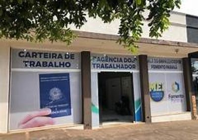 Ag&ecirc;ncia do Trabalhador recebe processos seletivos para auxiliar de produ&ccedil;&atilde;o, com sal&aacute;rios de at&eacute; R$ 3 mil e benef&iacute;cios.