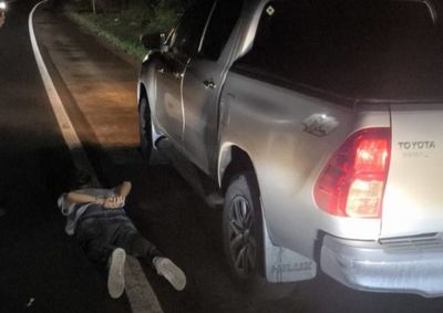 Caminhonete foi recuperada pela PM em Gua&iacute;ra na noite de quinta-feira (8). O propriet&aacute;rio s&oacute; soube do furto ap&oacute;s ser procurado pelos policiais.