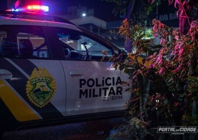 Suspeito de 29 anos foi localizado pela Pol&iacute;cia Militar ap&oacute;s tr&ecirc;s disparos; casal n&atilde;o foi atingido e um vest&iacute;gio de proj&eacute;til foi recolhido.