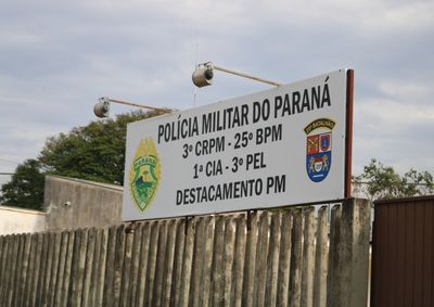 Suspeito descumpriu medida protetiva de urg&ecirc;ncia e foi encontrado pela Pol&iacute;cia Militar dormindo dentro da resid&ecirc;ncia da v&iacute;tima.