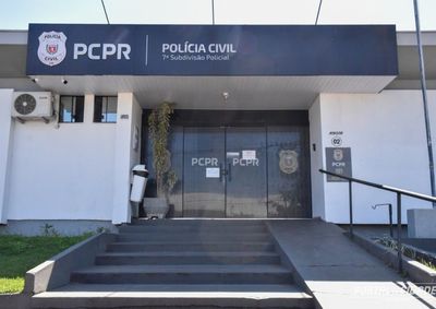 Suspeito teria enganado comerciantes ao se apresentar como policial civil e cobrar valores para an&uacute;ncios publicit&aacute;rios em revista