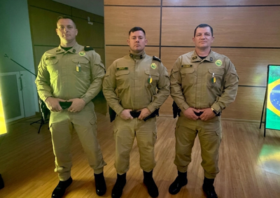 Honraria foi entregue durante solenidade pelos 172 anos da Pol&iacute;cia Militar do Paran&aacute;, realizada nesta segunda-feira (10), em Umuarama
