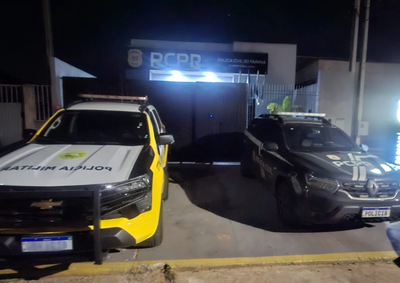 Motoneta foi identificada durante abordagem na PR-082, na noite deste domingo (25); condutor foi encaminhado &agrave; delegacia.