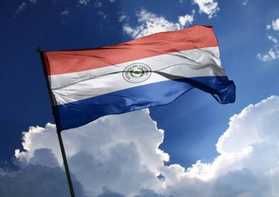Programa&ccedil;&atilde;o come&ccedil;a &agrave;s 18h e re&uacute;ne artistas paraguaios, grupos folcl&oacute;ricos e feira noturna em celebra&ccedil;&atilde;o &agrave; Independ&ecirc;ncia do Paraguai.