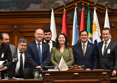 Universidade defendeu educa&ccedil;&atilde;o como eixo estrat&eacute;gico da integra&ccedil;&atilde;o sul-americana e fortaleceu acordos internacionais.