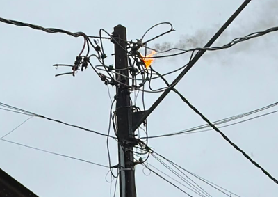 Apesar do susto e da falta de energia em alguns pontos do evento, a situa&ccedil;&atilde;o foi rapidamente controlada e normalizada.