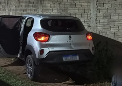 Jovem de 18 anos bateu contra um muro ap&oacute;s dirigir em alta velocidade. Outro condutor, de 51 anos, foi flagrado com &iacute;ndice quase tr&ecirc;s vezes acima do limite
