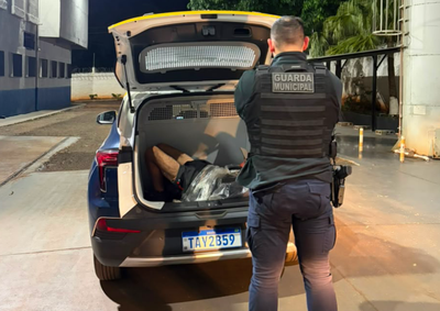 Homens com mandados de pris&atilde;o expedidos por Minas Gerais e pelo Paran&aacute; foram localizados durante patrulhamentos na Pra&ccedil;a da Paz e no Campos do Igua&ccedil;u.