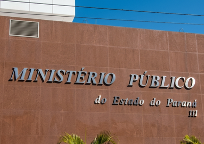 Jovem de 19 anos foi atingido por seis tiros durante atendimento de ocorr&ecirc;ncia policial em 2023; Minist&eacute;rio P&uacute;blico questiona decis&atilde;o do TJ-PR.