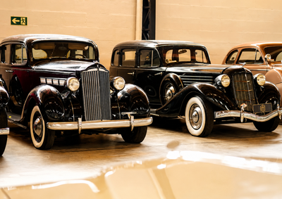 Novo espa&ccedil;o re&uacute;ne carros, motos, caminh&otilde;es e modelos hist&oacute;ricos em exposi&ccedil;&atilde;o permanente na Avenida das Cataratas.