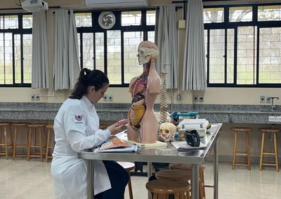 Curso ser&aacute; realizado no campus da Unioeste e oferece vagas para servidores e profissionais de institui&ccedil;&otilde;es p&uacute;blicas.