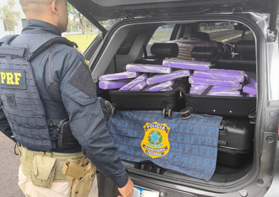 Droga estava distribu&iacute;da em tr&ecirc;s malas transportadas no porta-malas de um ve&iacute;culo paulista.