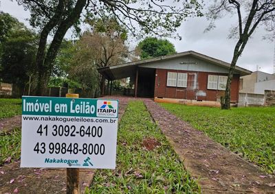 Mais de 400 fam&iacute;lias j&aacute; garantiram a escritura do im&oacute;vel; recursos arrecadados financiam novas moradias populares em Foz.