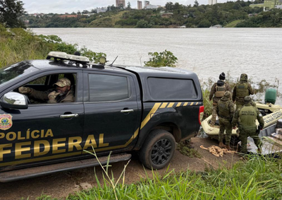 Embarca&ccedil;&atilde;o vinda do Paraguai foi monitorada na fronteira. Droga estava escondida em &aacute;rea de mata no Jardim Jupira.