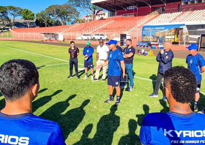 &Iacute;dolo do Paran&aacute; Clube como jogador, treinador assume o Azul&atilde;o da Fronteira e come&ccedil;a imediatamente a prepara&ccedil;&atilde;o da equipe.