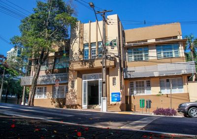 Exames ser&atilde;o aplicados em dois per&iacute;odos. Port&otilde;es fecham &agrave;s 7h40 e &agrave;s 13h40. Sal&aacute;rios chegam a R$ 21 mil.