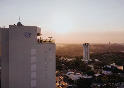 Evento no Viale Tower Hotel, re&uacute;ne degusta&ccedil;&atilde;o guiada por en&oacute;logo, harmoniza&ccedil;&atilde;o especial e vista panor&acirc;mica da cidade em 30 de julho.